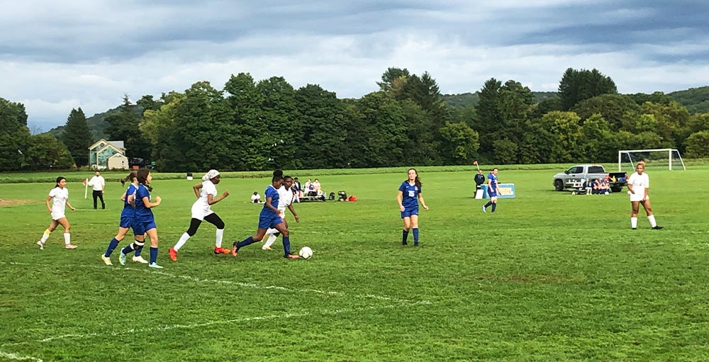 Girls Varsity Soccer Defeats Madison