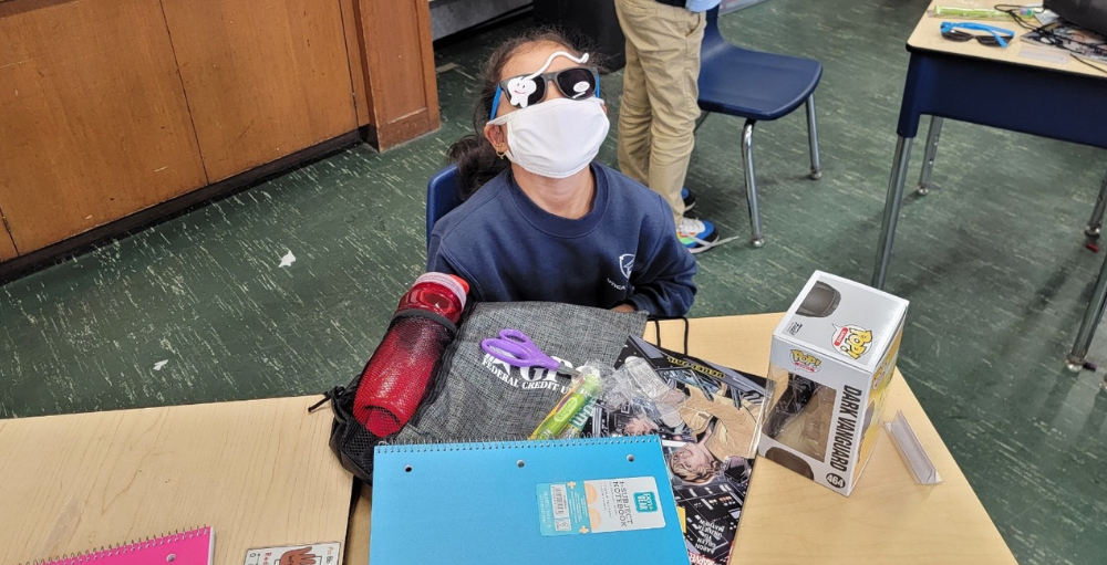 Students in Ms. Tayler’s first grade class enjoyed goodies and sweet treats for winning Kiss FM and WKTV’s ‘Its Cool to Be Kind’ campaign.