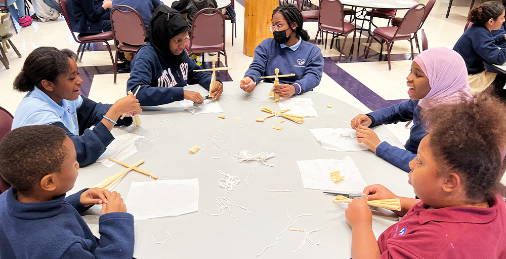 UAS JSHS Learn Haudenosaunee culture on field trip