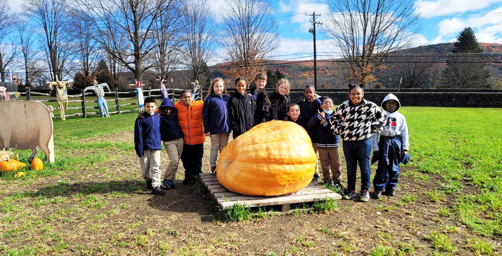 UAS 4th Graders Experience Life in 19th Century at Farmers' Museum