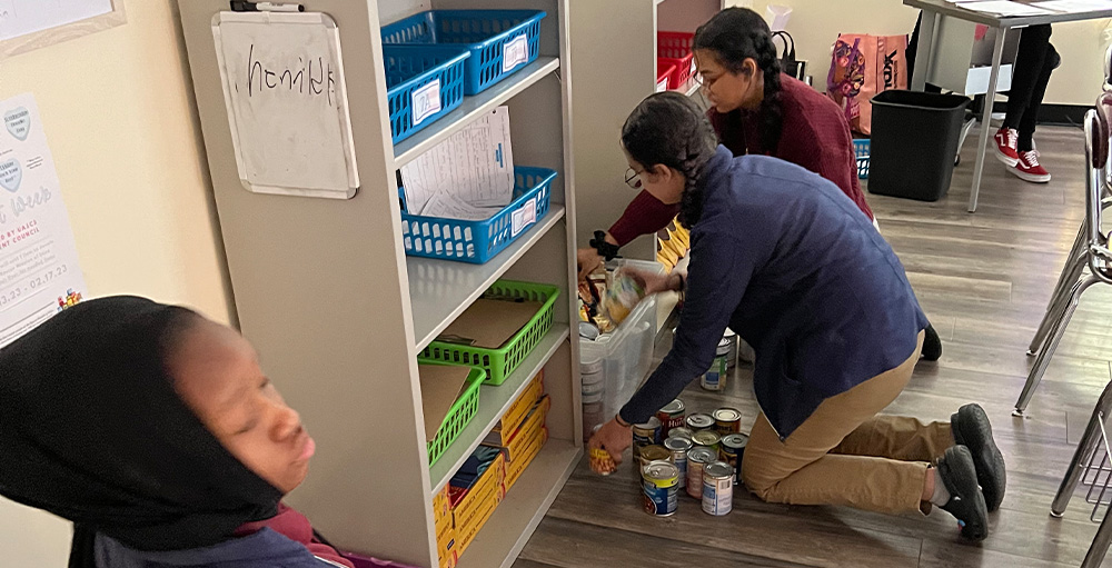 Utica Academy of Science Student Council Collects more then 500 Donations for the Rescue Mission of Utica