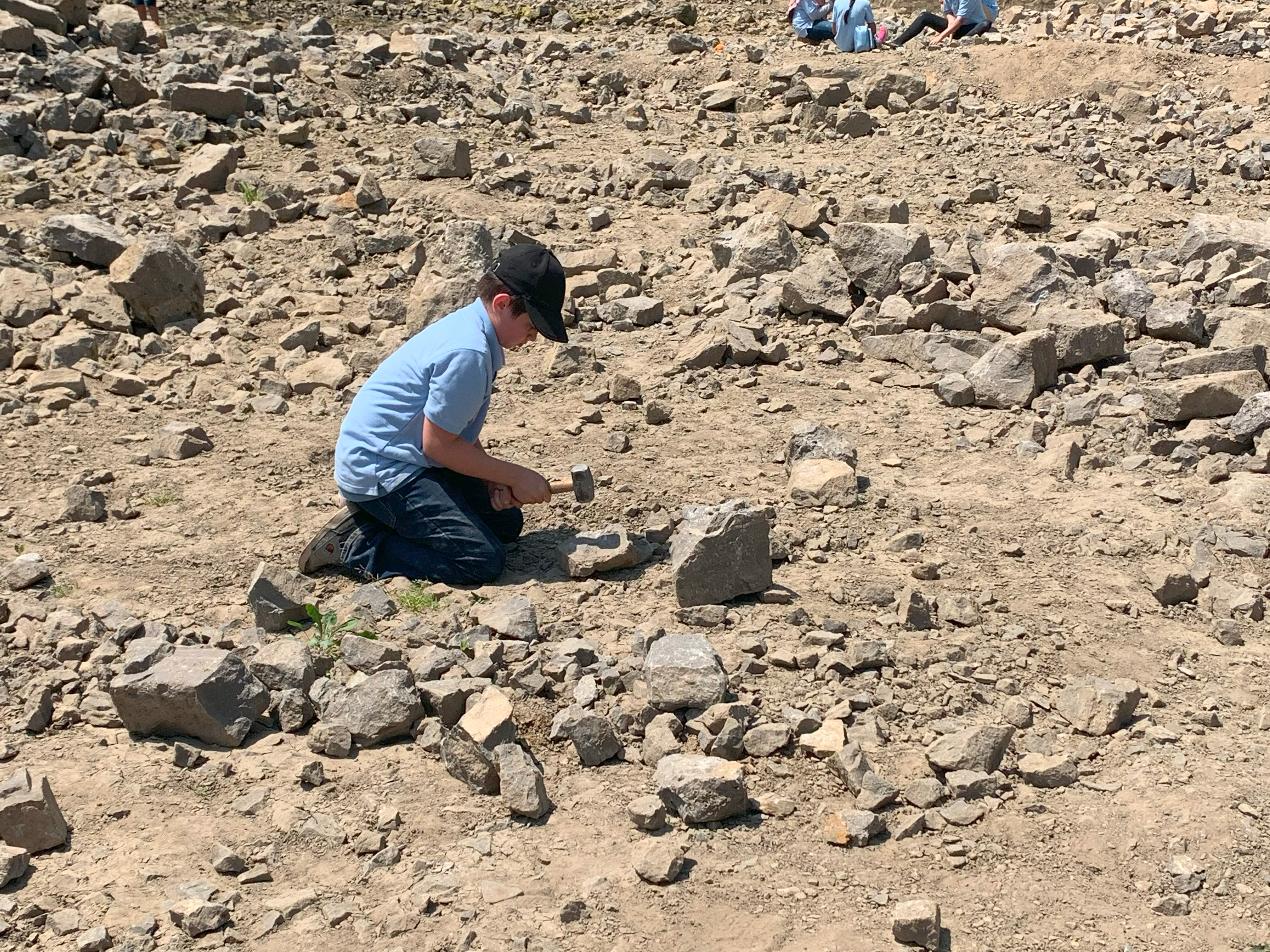 Utica Academy of Science Atoms dig for Treasure at Herkimer Diamond Mines