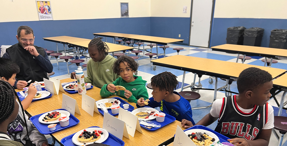 Utica Academy of Science Elementary Atoms join Dr. Hayali for Breakfast